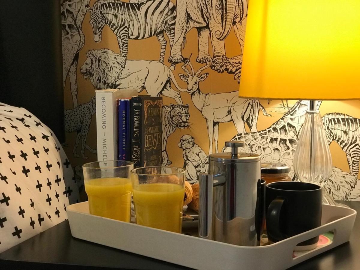 Stylish Modern 3-Bed House Nr Manchester City Ctr ホワイトフィールド エクステリア 写真